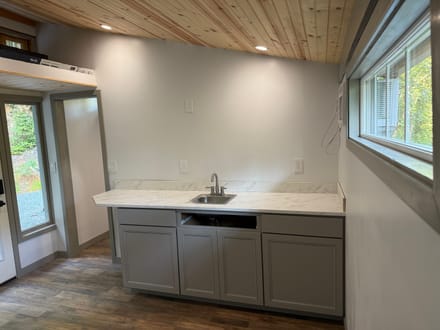 3.7+/-Ac With Tiny Studio in Jackson County!