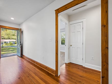 Brick Cottage for Sale in Historic Kingsland!