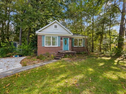 Brick Cottage for Sale in Historic Kingsland!