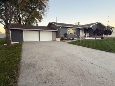 909 E Benjamin Ave. - Norfolk, NE