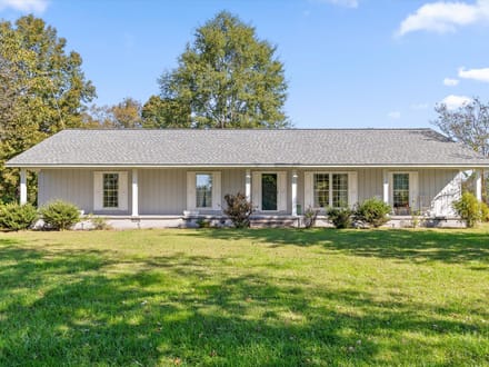 Beautiful Farmhouse with Rolling Pastureland