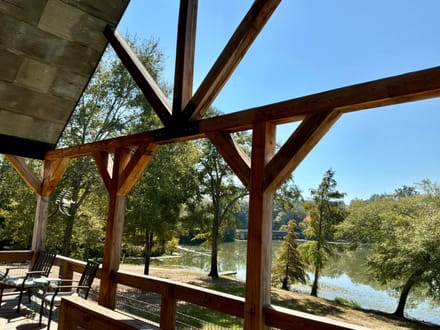 Parker’s Point Waterfront Cabin