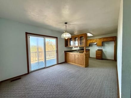 182 Acres, 4 Bed/3 Bath, Pond, Fenced, Douglas County 