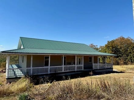 182 Acres, 4 Bed/3 Bath, Pond, Fenced, Douglas County 