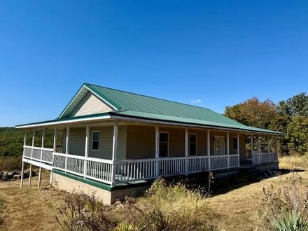 330 Acres, Springs, Ponds, 4Bed/3 Bath, Fenced Douglas County