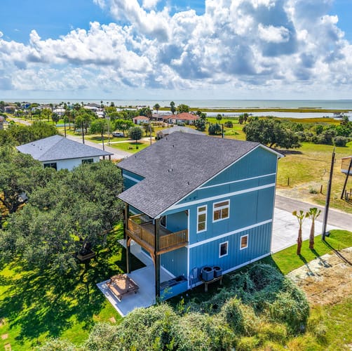 147 Front St., Rockport, Tx