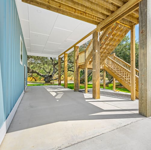 147 Front St., Rockport, Tx