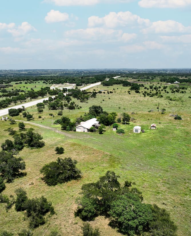 8526 Hwy 90 W