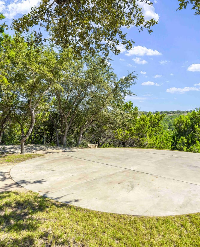 1906 Bee Creek Rd