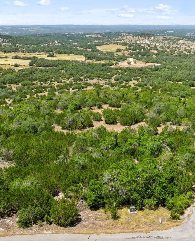 408 Osage Way Johnson City, TX 78636