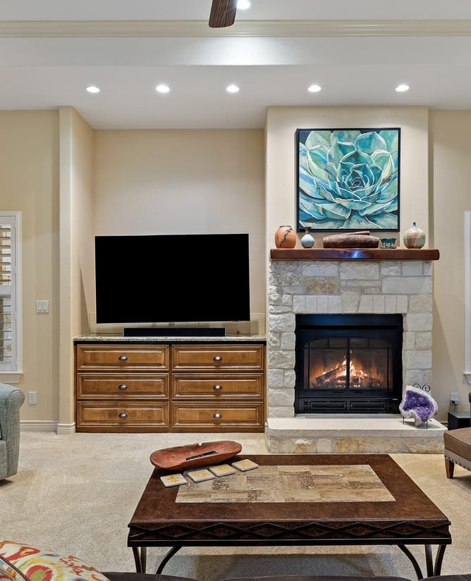 107 Leaning Oak Circle, Johnson City, TX