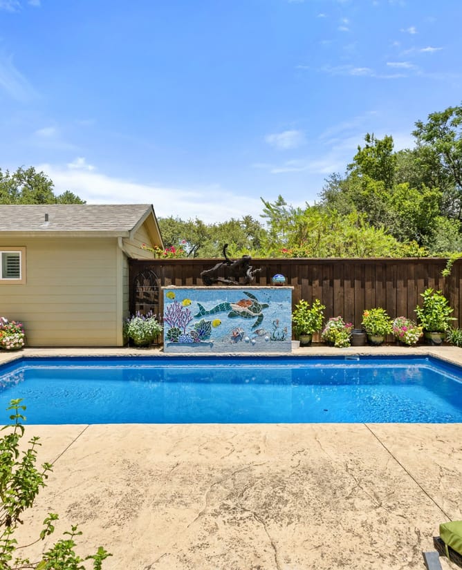 107 Leaning Oak Circle, Johnson City, TX