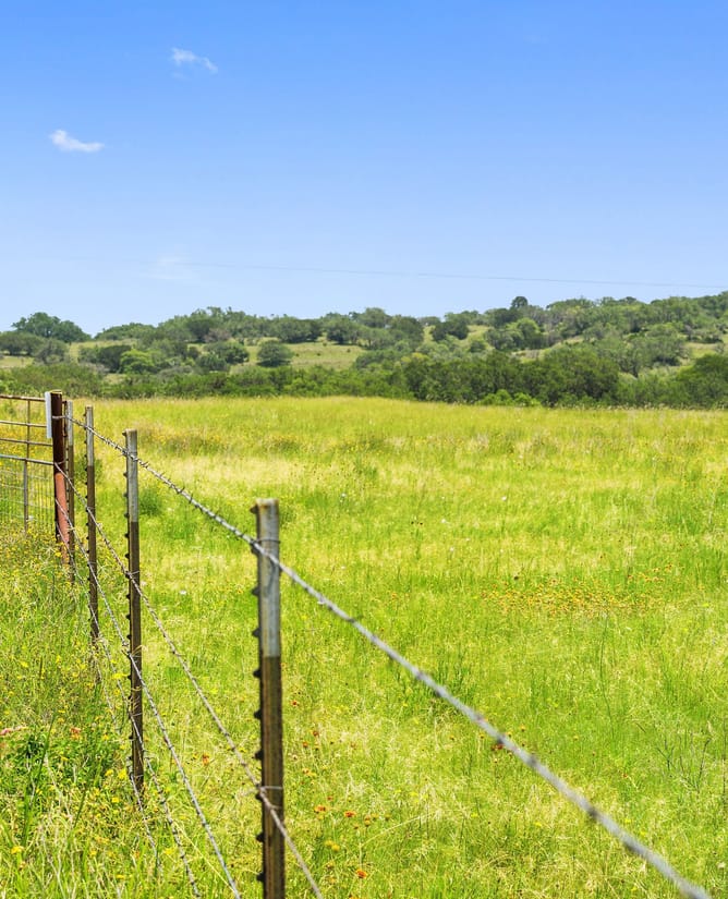 4252 Cypress Mill Rd Johnson City, TX - 14 acres