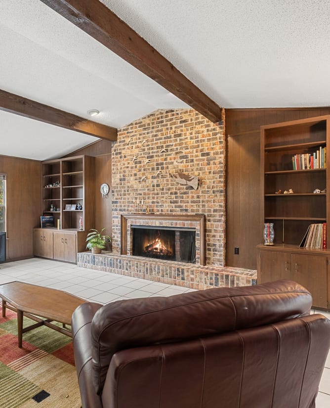 8705 Silverhill Ln, Austin, TX 78759