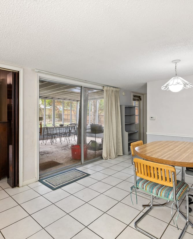 8705 Silverhill Ln, Austin, TX 78759