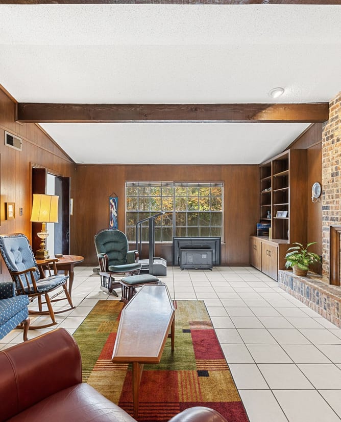 8705 Silverhill Ln, Austin, TX 78759