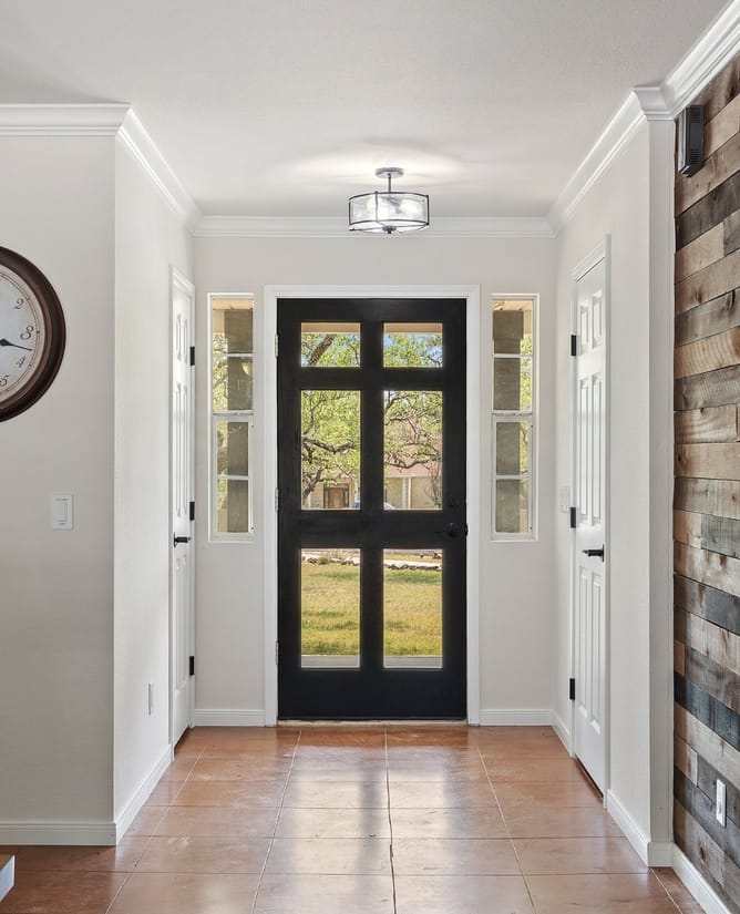 710 Ranchview Dr, Johnson City, TX 78636