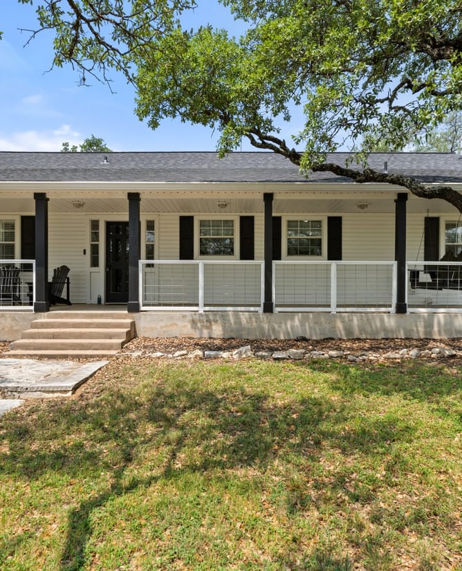 710 Ranchview Dr, Johnson City, TX 78636