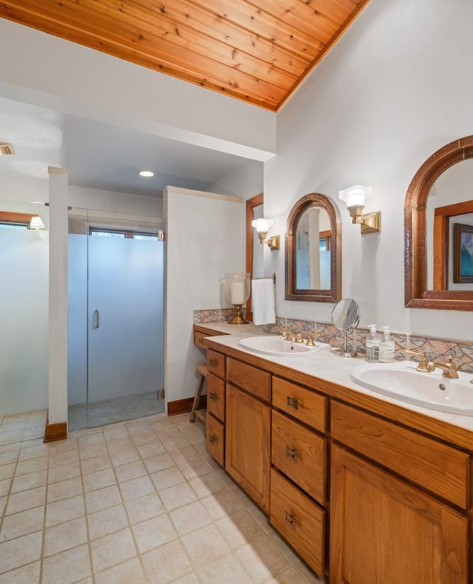 4711 Wayside Dr, Wimberley, TX 78676