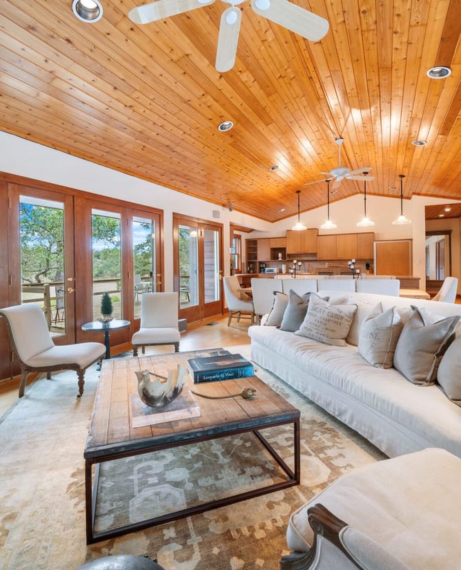 4711 Wayside Dr, Wimberley, TX 78676