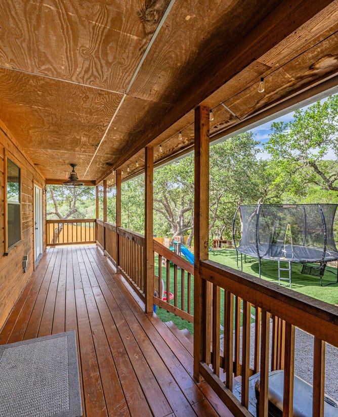 214 E Headwaters Ranch Rd, Kendalia, TX 78027
