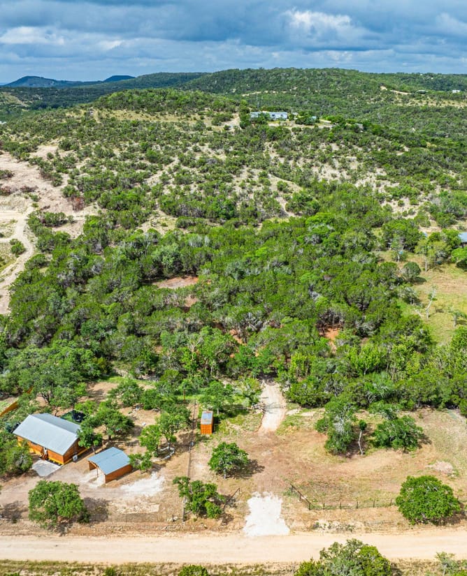 214 E Headwaters Ranch Rd, Kendalia, TX 78027
