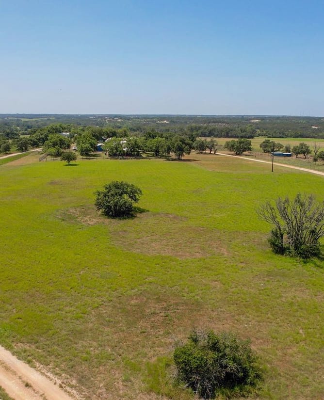 481 Greer Ln, Burnet, TX 78611