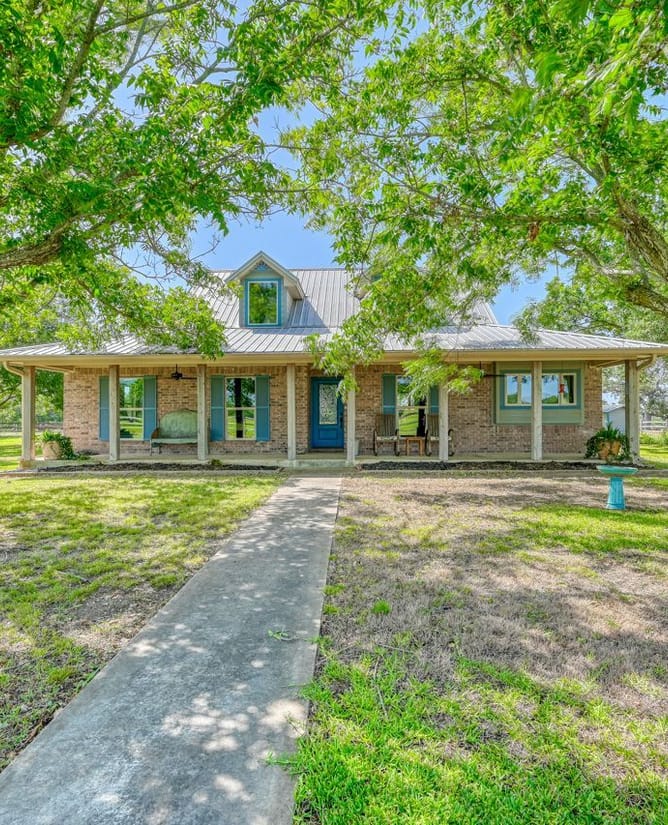 481 Greer Ln, Burnet, TX 78611