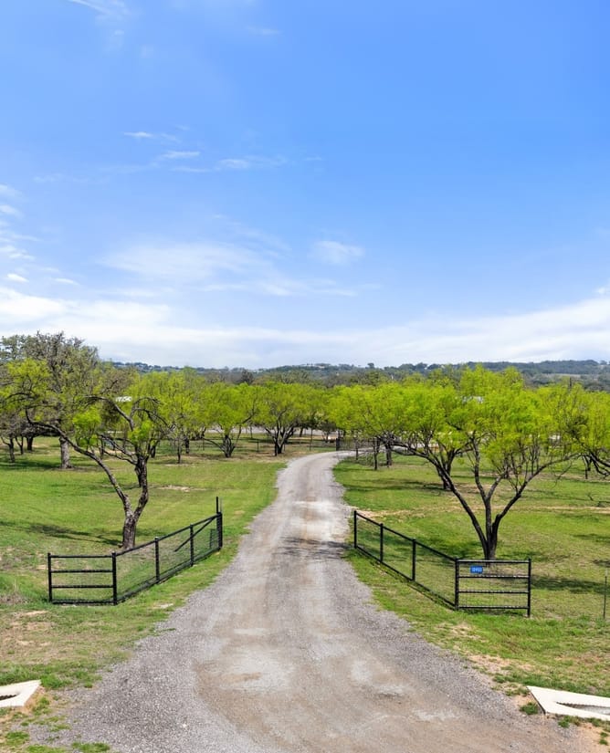 10900 Ranch Road 1323, Johnson City, TX