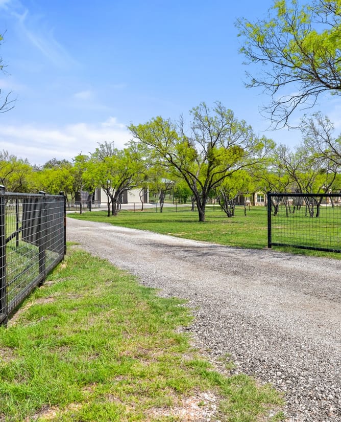 10900 Ranch Road 1323, Johnson City, TX