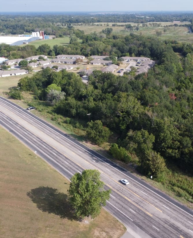 2 Acres on HWY 11 in Commerce, TX