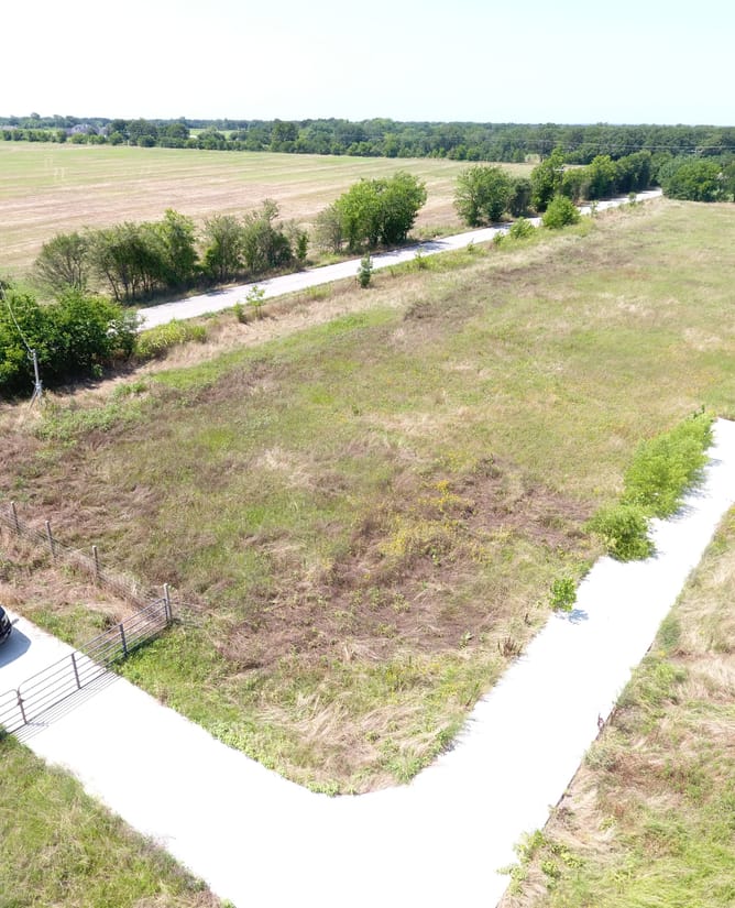 9.97 acres in Combine, TX