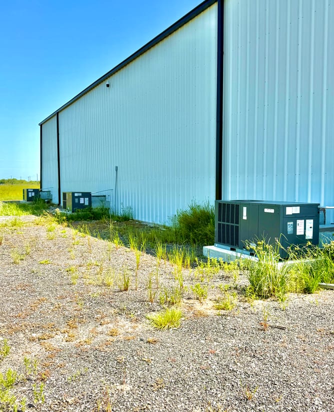 Metal Building on 11 Acres