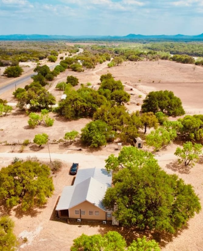 8± Acre Nueces Riverfront | 300+ Ft Frontage, Dual Homes, Airbnb Income