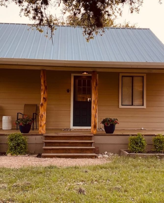 8± Acre Nueces Riverfront | 300+ Ft Frontage, Dual Homes, Airbnb Income