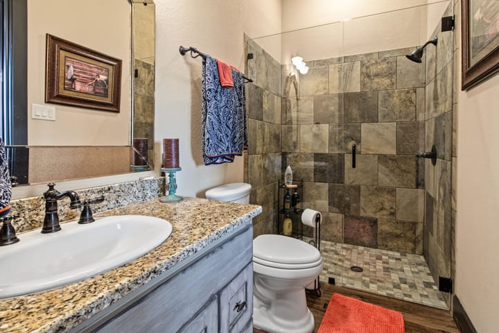 4 Welch Ranch, mature oak trees, hardwood trees, ponds, native grasses, electric, Main House, Barndominium, shop