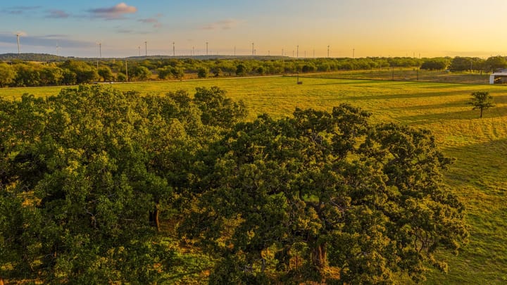 4 Welch Ranch, mature oak trees, hardwood trees, ponds, native grasses, electric, Main House, Barndominium, shop