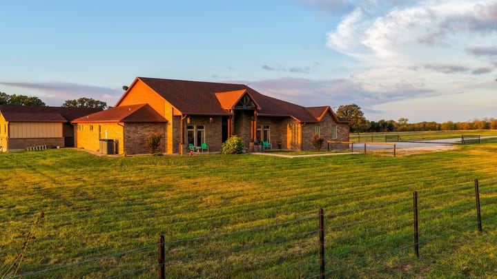 4 Welch Ranch, mature oak trees, hardwood trees, ponds, native grasses, electric, Main House, Barndominium, shop