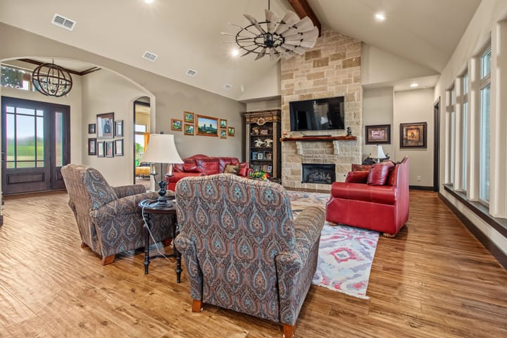 4 Welch Ranch, mature oak trees, hardwood trees, ponds, native grasses, electric, Main House, Barndominium, shop