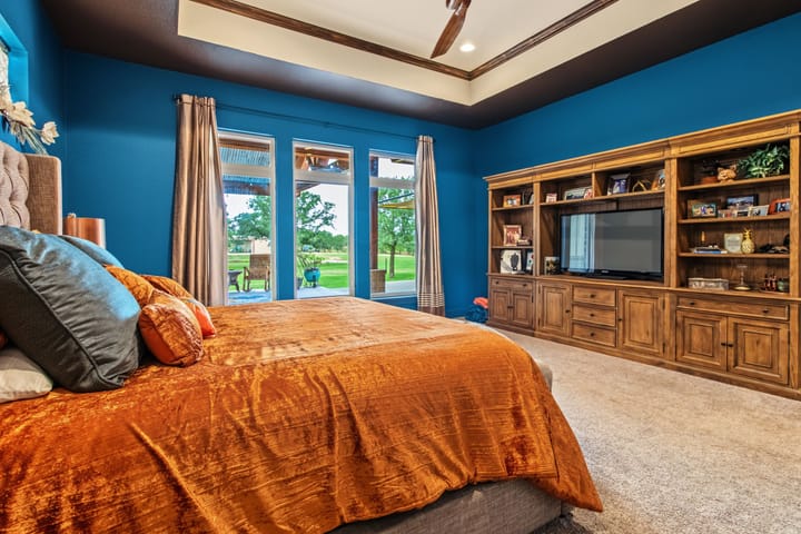 4 Welch Ranch, mature oak trees, hardwood trees, ponds, native grasses, electric, Main House, Barndominium, shop