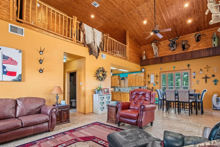 4 Welch Ranch, mature oak trees, hardwood trees, ponds, native grasses, electric, Main House, Barndominium, shop