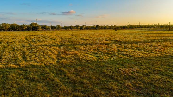 4 Welch Ranch, mature oak trees, hardwood trees, ponds, native grasses, electric, Main House, Barndominium, shop