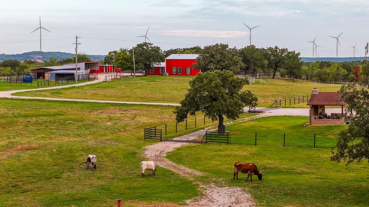 4 Welch Ranch, mature oak trees, hardwood trees, ponds, native grasses, electric, Main House, Barndominium, shop