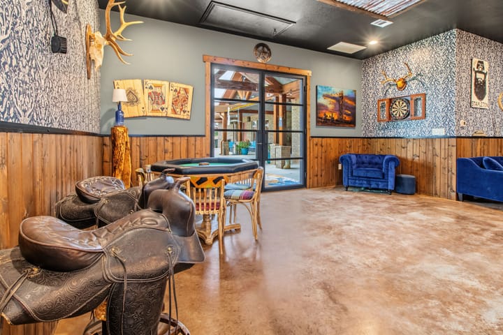 4 Welch Ranch, mature oak trees, hardwood trees, ponds, native grasses, electric, Main House, Barndominium, shop