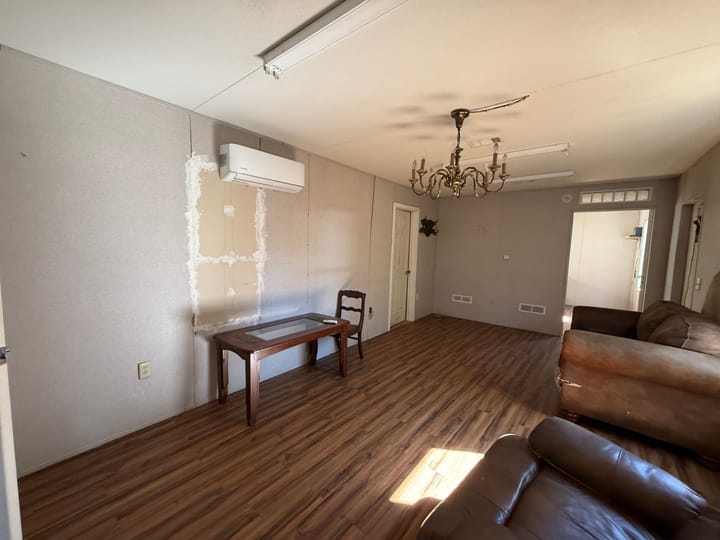 10 Cabin B Jpg