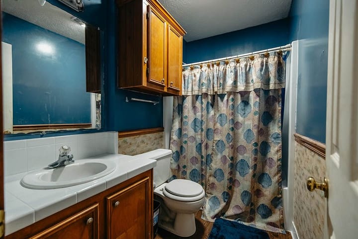 13 Bathroom 1 