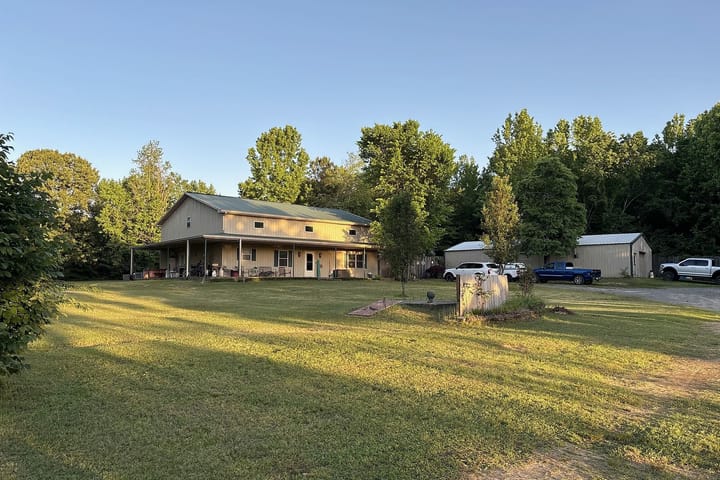 03 House And Shop