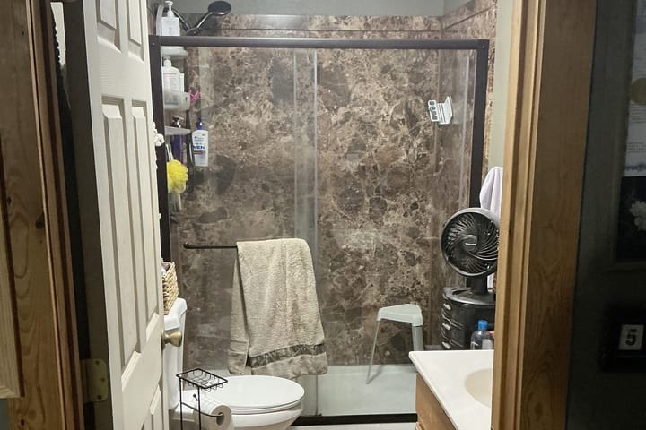 16 Bath Full