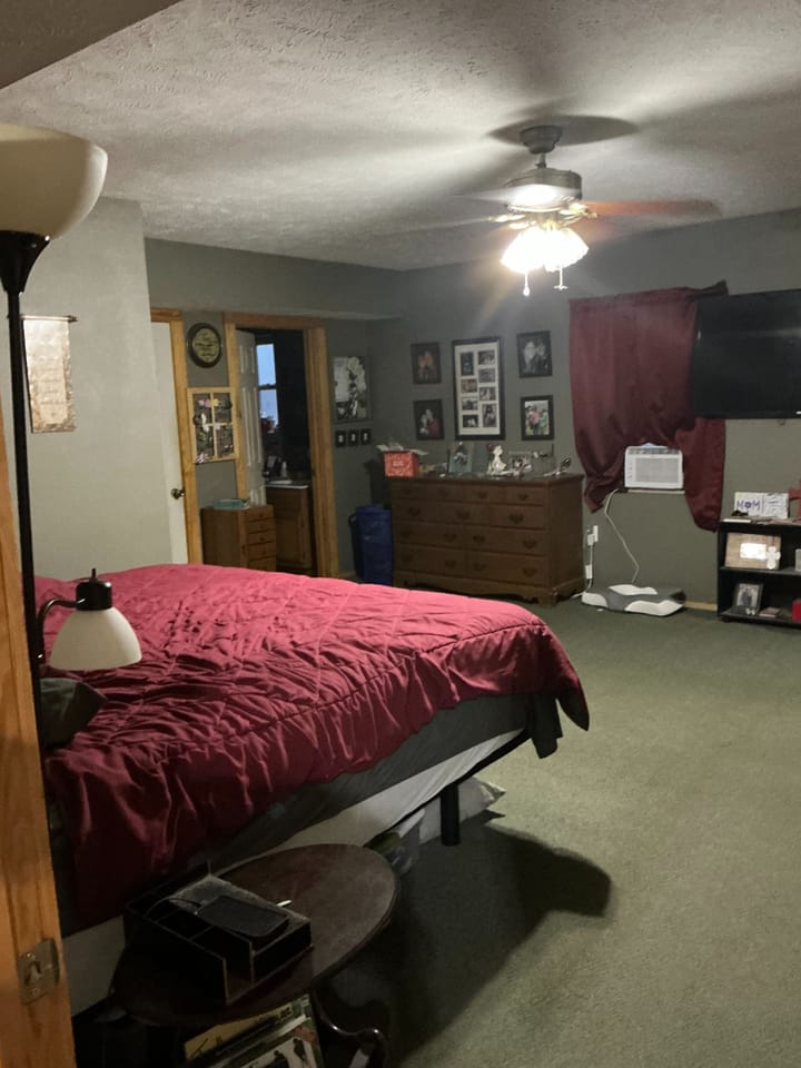 19 Master Bedroom