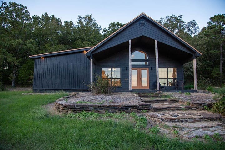 23 Exterior Property View
